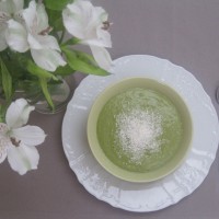 Ekotični smoothie z zelenjem iz domačega vrta