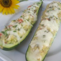 Polnjeni bučkini čolnički