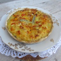 Bučna pita s porom, sirom in žajblovimi listi